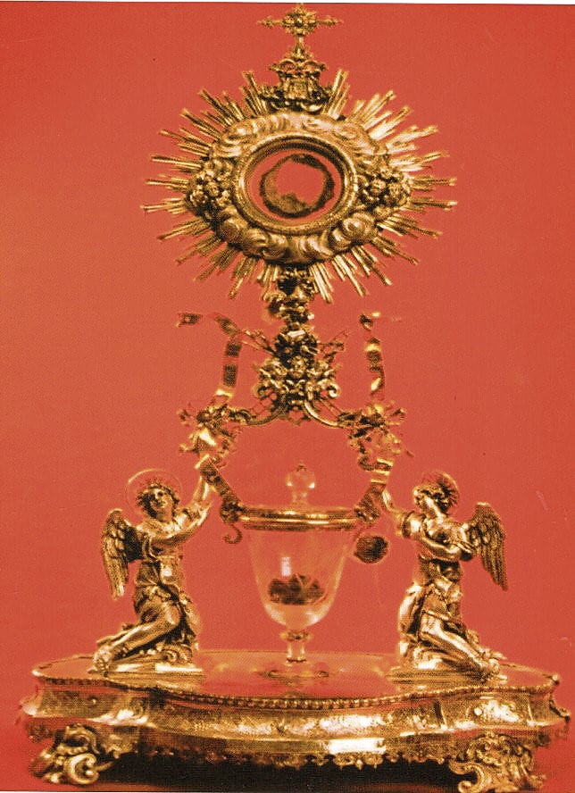 Lanciano es una pequeña ciudad de Italia ubicada en la provincia de Chieti, región Abruzos, muy cerca de las costas del mar Adriático.