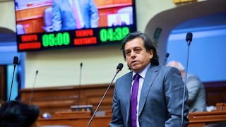 Edward Málaga insiste en censura contra ministro de Cultura y apunta a otros sectores del gabinete