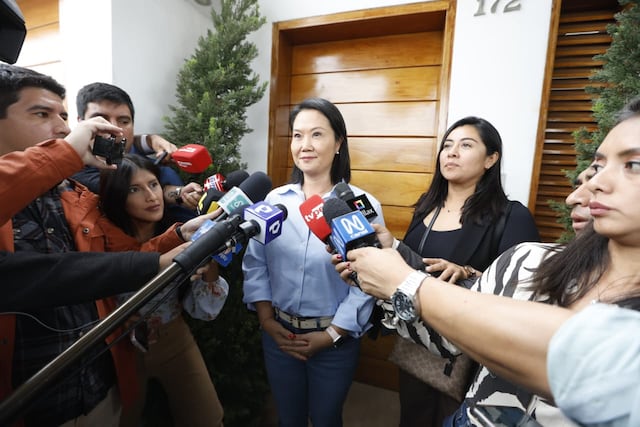 Keiko Fujimori declara a la prensa (Fotos: Mario Zapata/GEC)