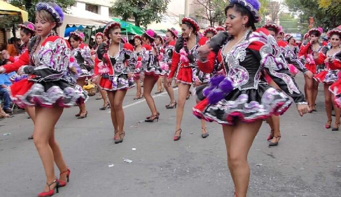 Con la finalidad de fomentar la socialización a través del arte.