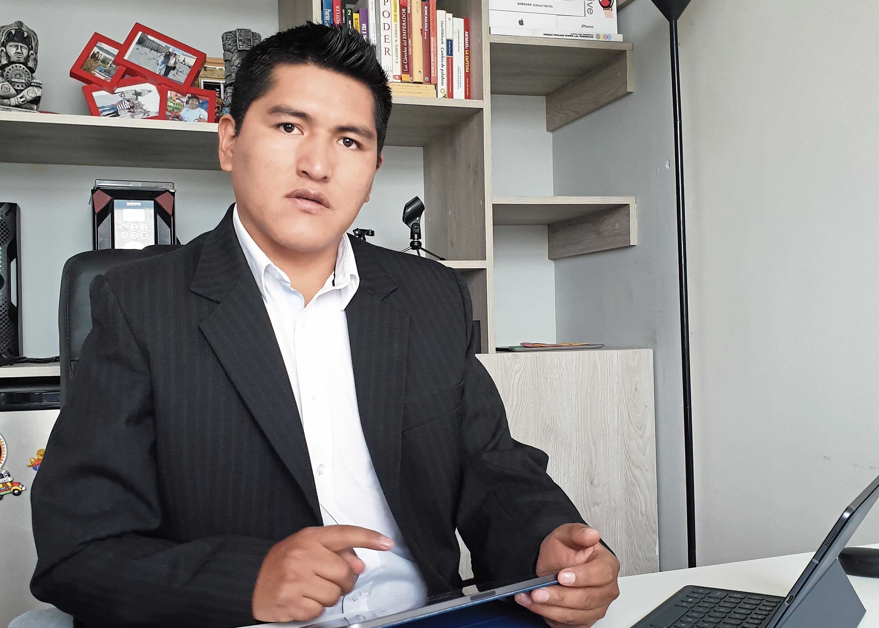 Gilmer Condori, especialista en comunicación política. Foto: Difusión.