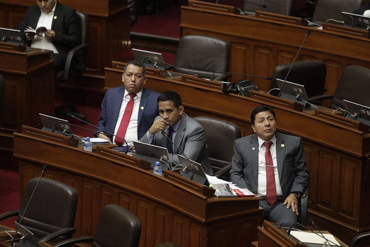 Darwin Espinoza, Elvis Vergara y Raúl Doroteo, tres de los congresistas acusados por el caso 'Los Niños'. (Foto: GEC)