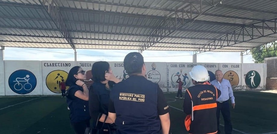 Supervisan colegios en Sechura.