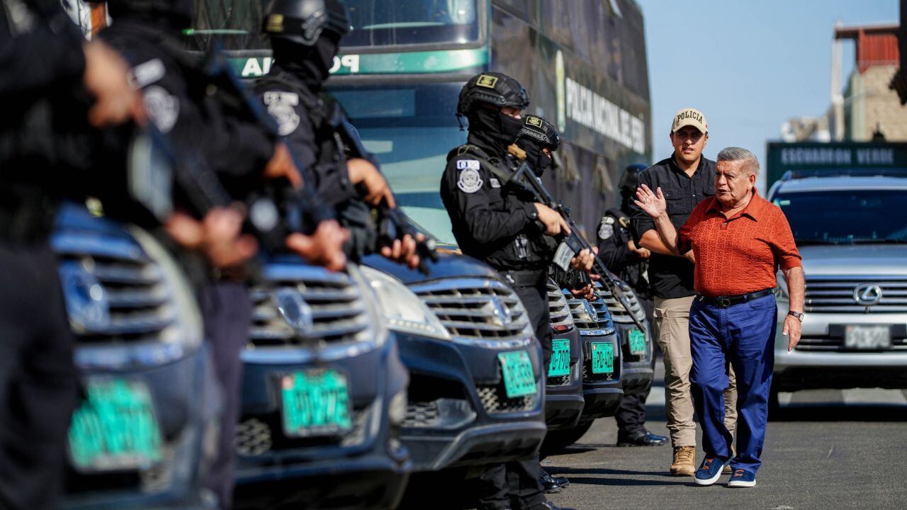 El presidente de la Cámara de Comercio de La Libertad, Alfonso Medrano, expresa su preocupación y dice que medida de 120 días habría sido un fracaso.