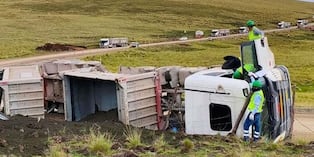 Denuncian afectación ambiental en zona de pastoreo, mientras especialistas del OEFA ya se hallan en la zona realizando acciones de primera respuesta frente al hecho.
