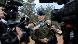 Rey Felipe VI lamenta accidente de trenes en Toledo, España, que deja al menos 64 muertos