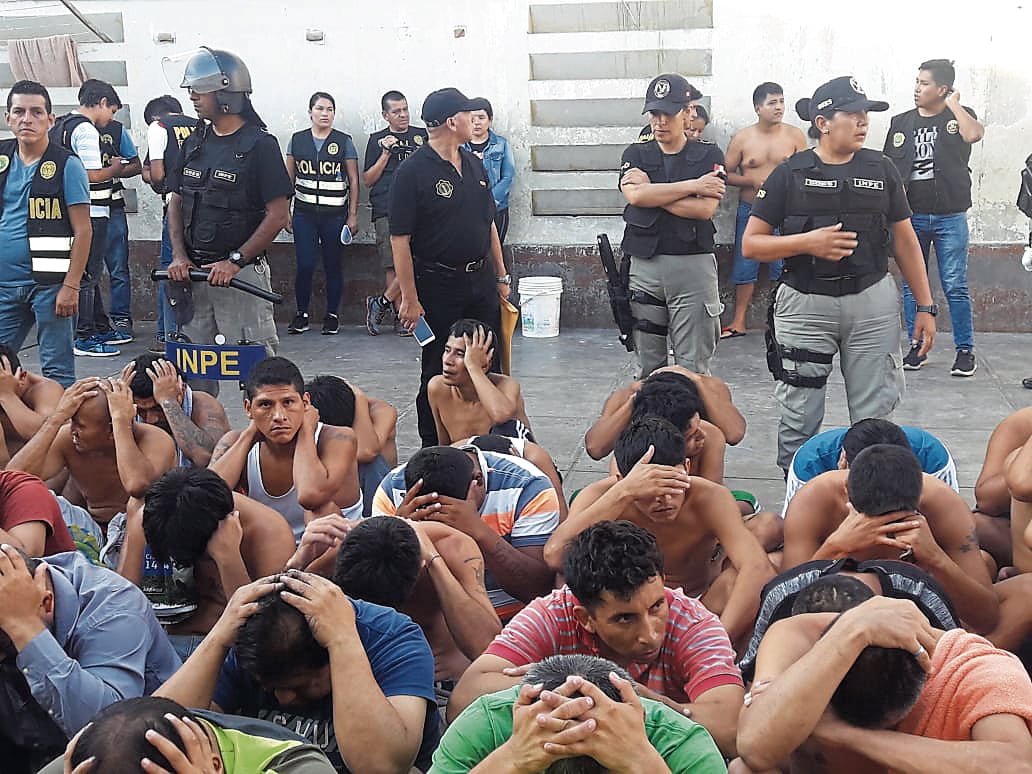 Internos de penal de Chiclayo serían liberados.