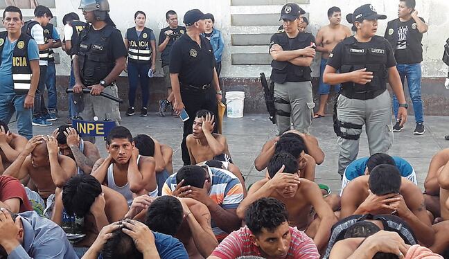 Internos de penal de Chiclayo serían liberados.