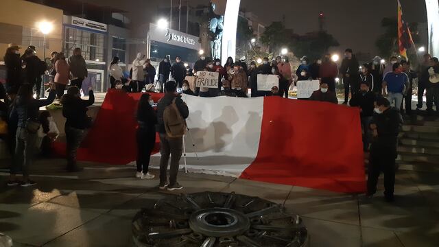 Protesta de colectivos sociales en Tacna por conteo de votos a favor de Keiko Fujimori