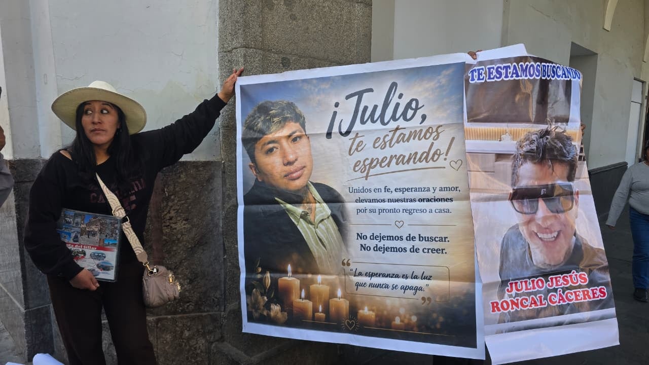 Madre de Julio Roncal Cáceres denuncia la falta de apoyo policial para encontrar a su hijo (Foto: Yunsu Pariapaza/@photo.gec)
