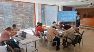 Chincha: adultos mayores comienzan aprendizaje para terminar primaria