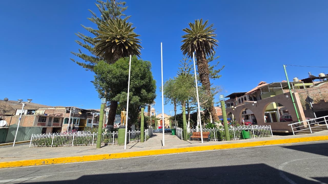 Plaza de Uchumayo, en Arequipa. (Foto: Yunsu Pariapaza/@photo.gec)