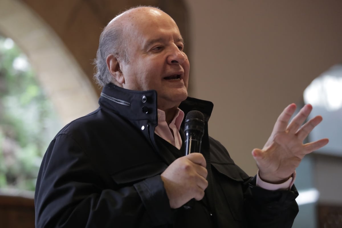 El economista afirmó que no se consideraron sus propuestas para el gabinete y habló de una “suma de intereses” tras la juramentación de Denisse Miralles. (Foto: Archivo GEC)