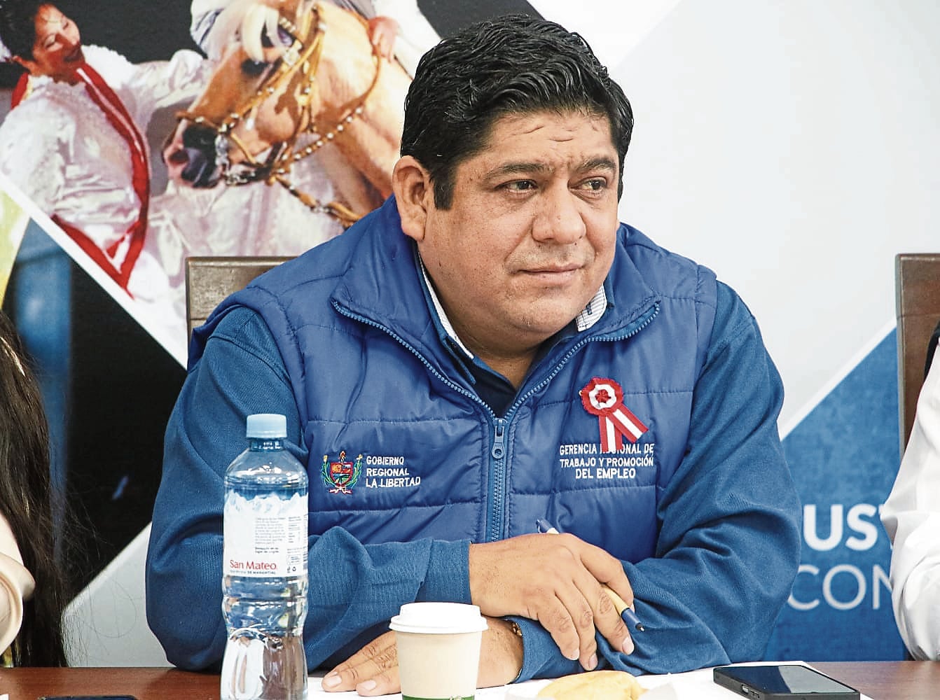 El consejero por Pataz Frank Solórzano denunció en un programa periodístico que la presunta red de prostitución en el Congreso se habría replicado en la gerencia de Trabajo y Promoción del Empleo. Ambos casos tienen como protagonistas a los hermanos Jorge y Javier Torres Saravia.