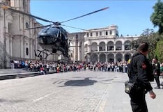 Helicóptero policial aterriza en la Plaza de Armas de Arequipa y genera sorpresa (VIDEO)