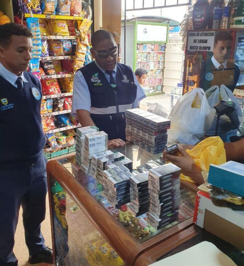 Cigarros 'bamba' en San Borja