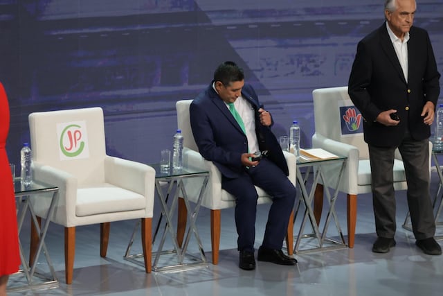 El lado B del quinto día de debate presidencial 2026 (Fotos: GEC)