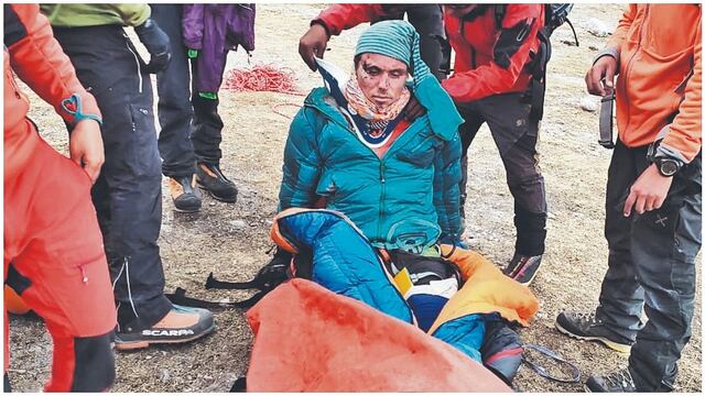 Rescatan a turista que cayó a grieta en nevado en Huaraz 