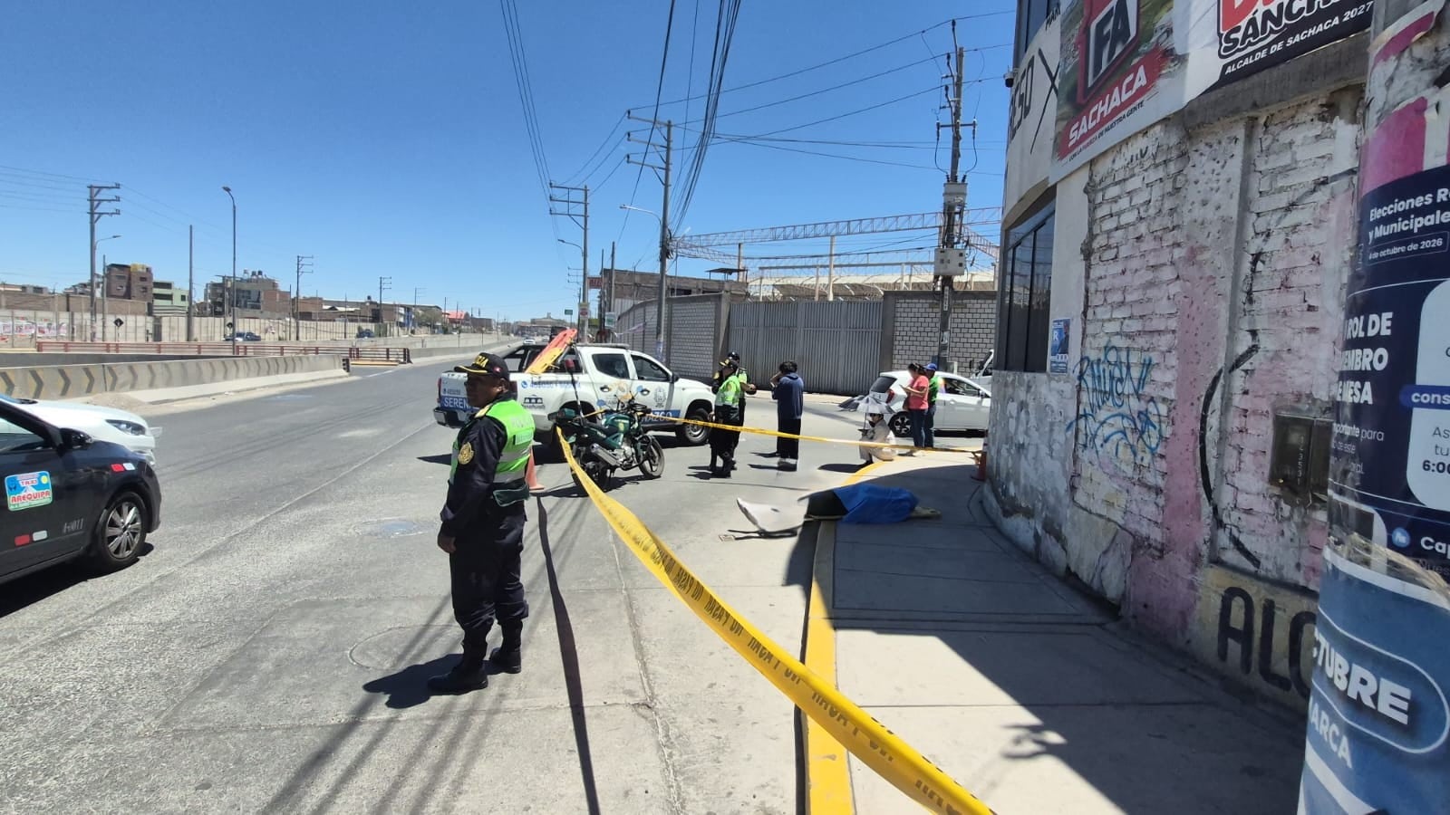 Adulto mayor muere de infarto tras jugar fulbito en Arequipa
