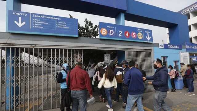 Metropolitano: estaciones cerradas y preocupación de usuarios por suspensión de servicio (FOTOS)