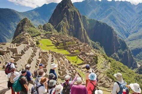 Machu Picchu es el principal atractivo turístico del país.
