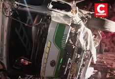 Jauja: Camión se despista y vuelca quedando destrozado y conductor resulta ileso