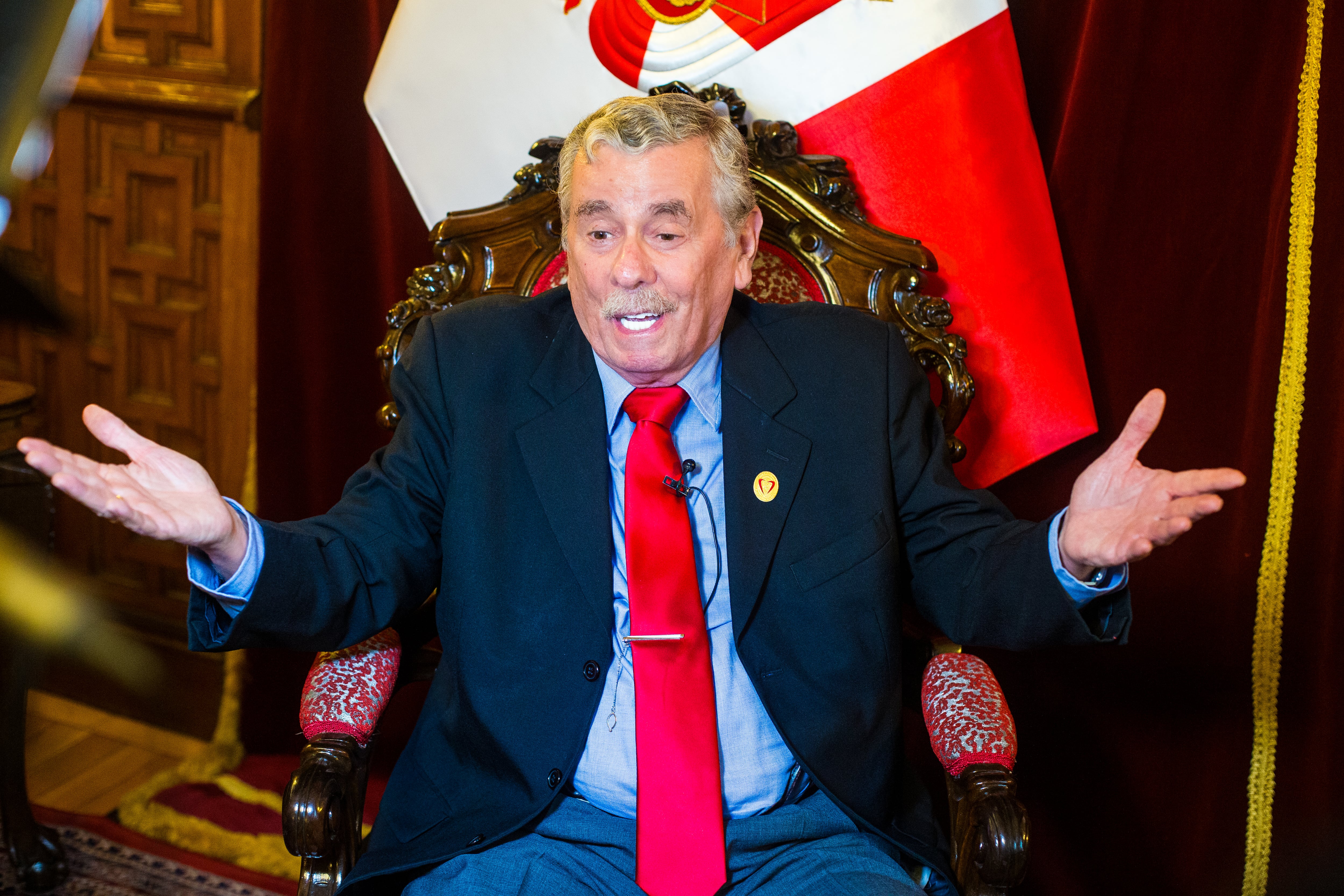 Un oficio del presidente del Parlamento recuerda que los trabajadores de confianza deben ceñirse a sus funciones y respetar la jornada laboral.
FOTOS: MARIO ZAPATA N. / @PHOTO.GEC