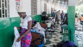 Tras el terremoto, los hospitales de Haití están saturados