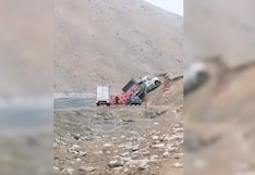 Arequipa: Tráiler cargado de cebolla se despista en la Panamericana Sur, en Camaná (VIDEO)