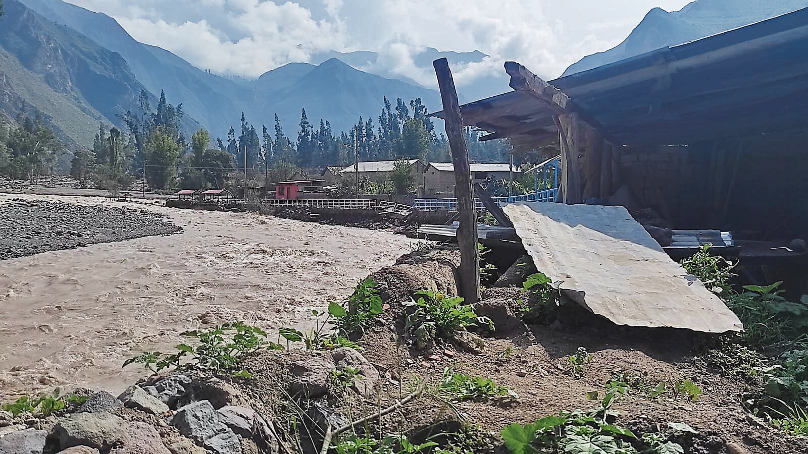 Los daños en la provincia de La Unión incluyen caminos, redes de luz y telefonía. (Foto: Difusión)