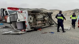 Chimbote: Estudiante universitario fallece y seis de sus compañeros resultan heridos tras volcadura de miniván