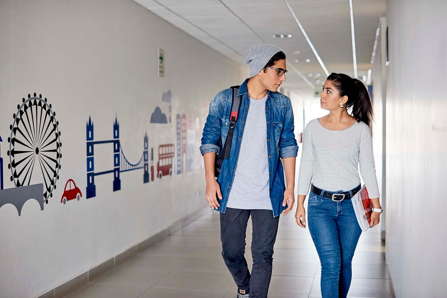 Los interesados tendrán la oportunidad de explorar opciones de estudios en destacadas universidades británicas.