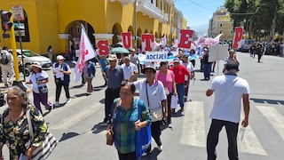 Ica: miles de maestros activos y jubilados marcharon para exigir pensiones dignas y pago de beneficios
