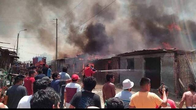 Más de 100 personas damnificadas deja incendio que arrasó con 38 viviendas en Sullana, Piura (VIDEO)