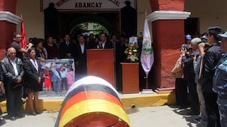 Rinden homenaje póstumo a alemán que fue alcalde en Abancay