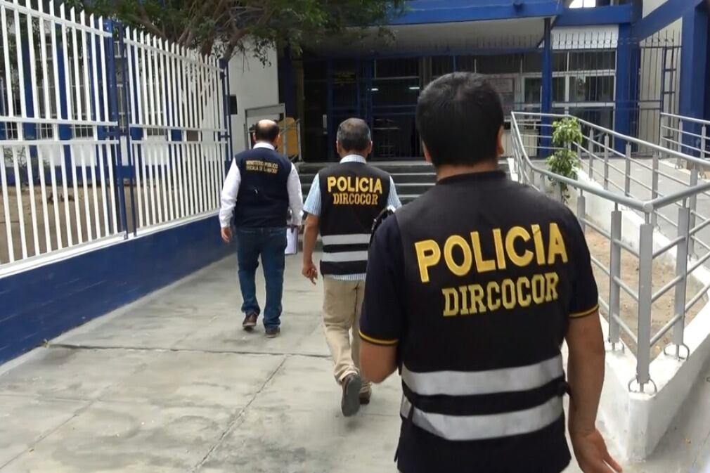 Los fiscales llegaron al área de Recursos Humanos para recabar información sobre la contratación de trabajadores en el área de Procuraduría.