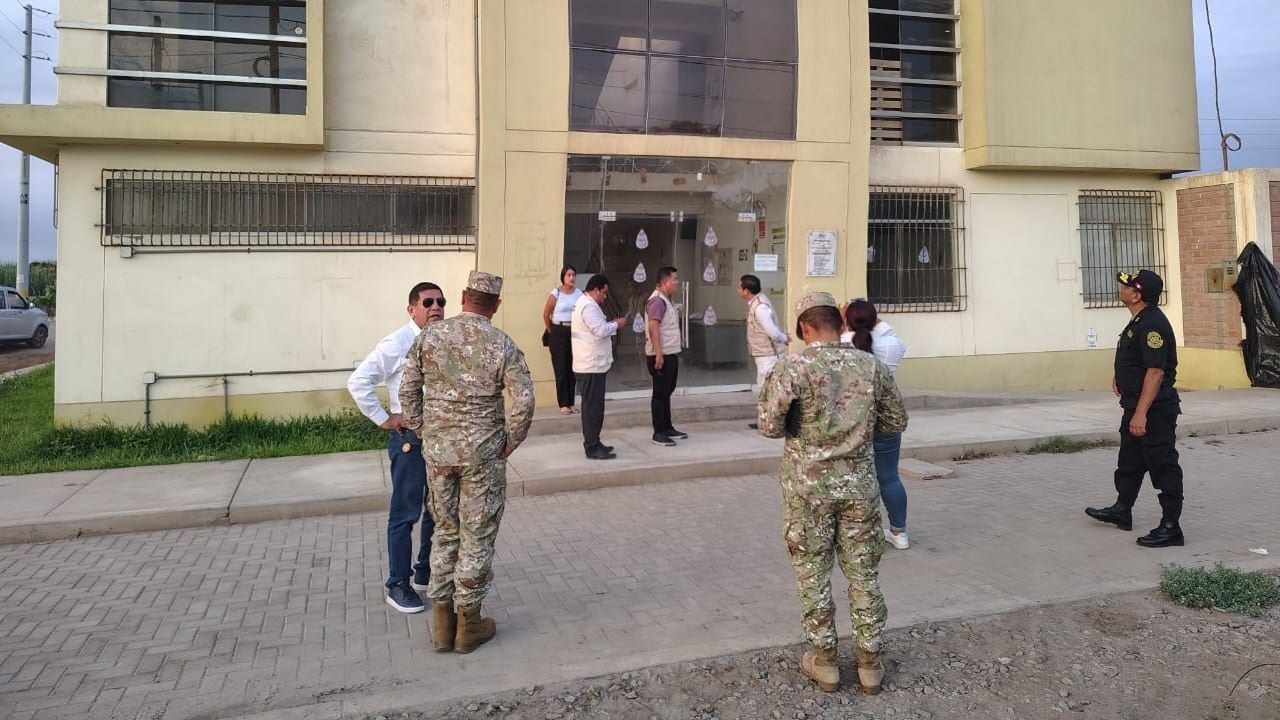 Gestión impulsada por el Prefecto Regional de La Libertad, Carlos Rodríguez, busca reinstalar a soldados en el centro poblado El Carmelo.
