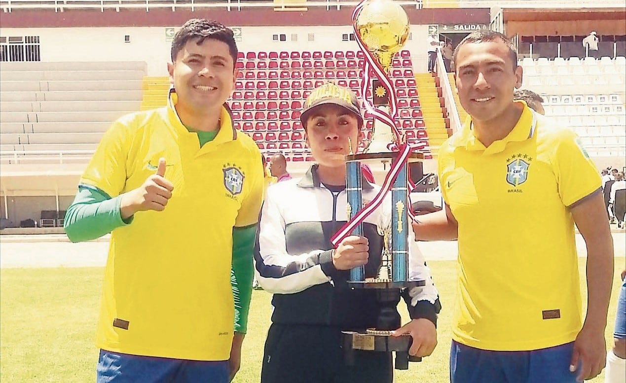 Cinthya Apaza Cama ha logrado el reconocimiento en diferentes torneos locales en Arequipa. Foto: GEC.