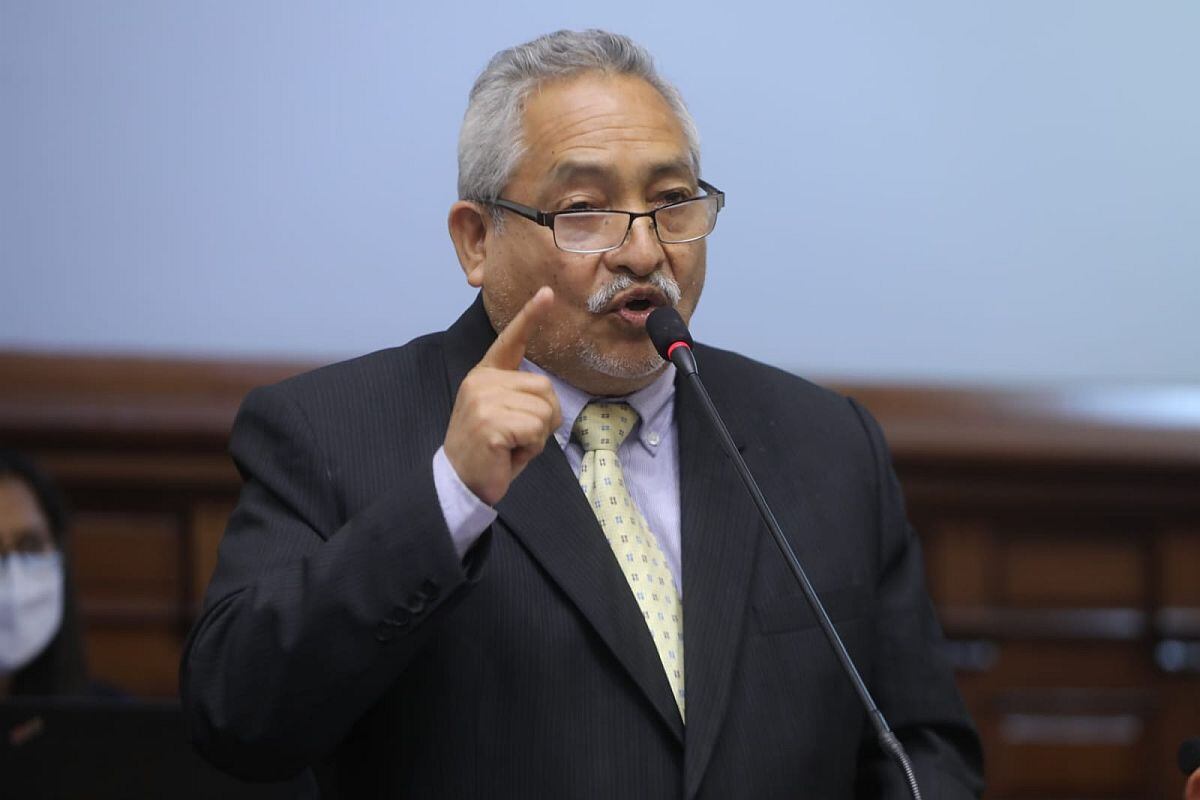 El integrante de Fuerza Popular destacó que ahora le asignen S/11 mil por función congresal. Críticos señalan que no se deben aprovechar. (Foto: Congreso)