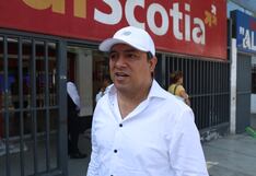 Juicio por difamación contra suspendido alcalde de Trujillo, Arturo Fernández, se aplaza por sexta vez