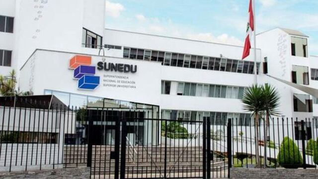 Comisión de Educación aprobó por insistencia norma que debilita a Sunedu 