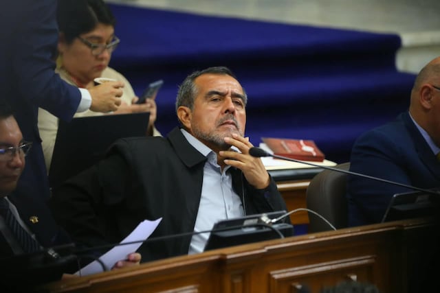 Senado aprueba con 35 votos facultades legislativas al Gobierno por 90 días (Foto: Antonio Melgarejo/GEC)