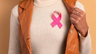 Presentan tecnología más avanzada para tratamiento oncológico en Perú