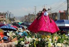Mar humano peregrina junto a Mamacha Cocharcas