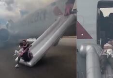 EEUU: Dramática evacuación de pasajeros de avión por incendio en frenos en Denver (VIDEO)