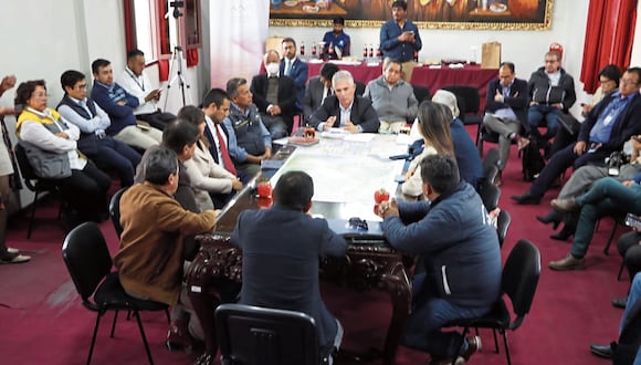 Alcaldes sostienen reuniones para concretar el proyecto. (Foto: Difusión)