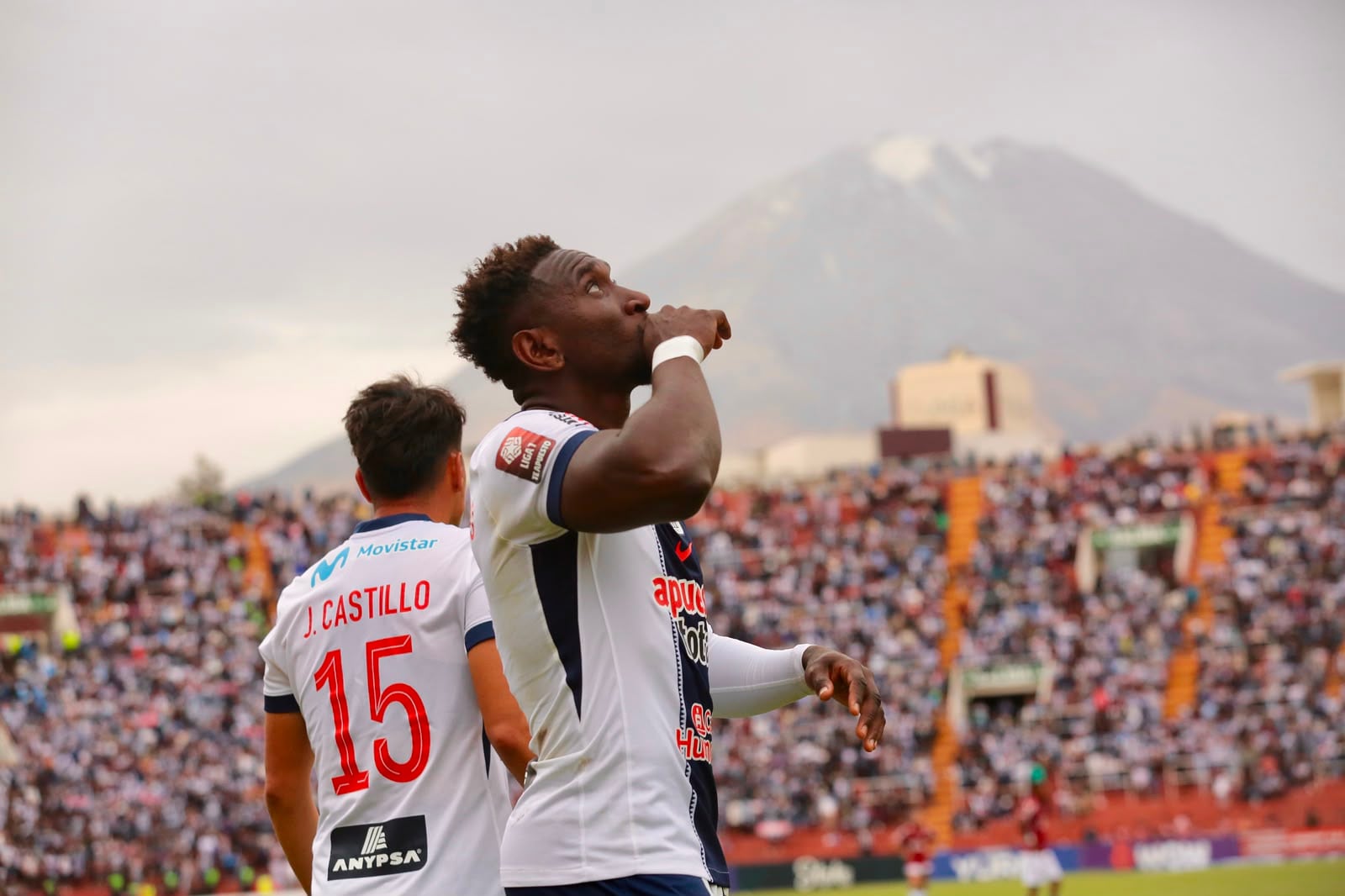 Erick Castillo en el festejo. FBC Melgar 1-1 Alianza Lima, por la sexta fecha del Torneo Clausura de la Liga 1 2026. (Foto: Omar Cruz/@photo.gec)