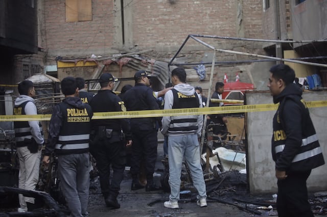 Incendio en La Victoria: PNP confirma seis fallecidos, pero familiares aseguran que hay 10 víctimas