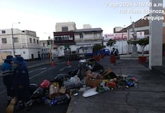 Arequipa: Plaza España amaneció con áreas verdes dañadas y basura tras concierto de partido político