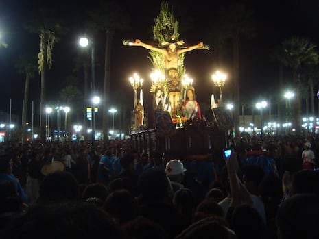 Este 3 de abril inicia el recorrido procesional del Señor Crucificado de Chincha